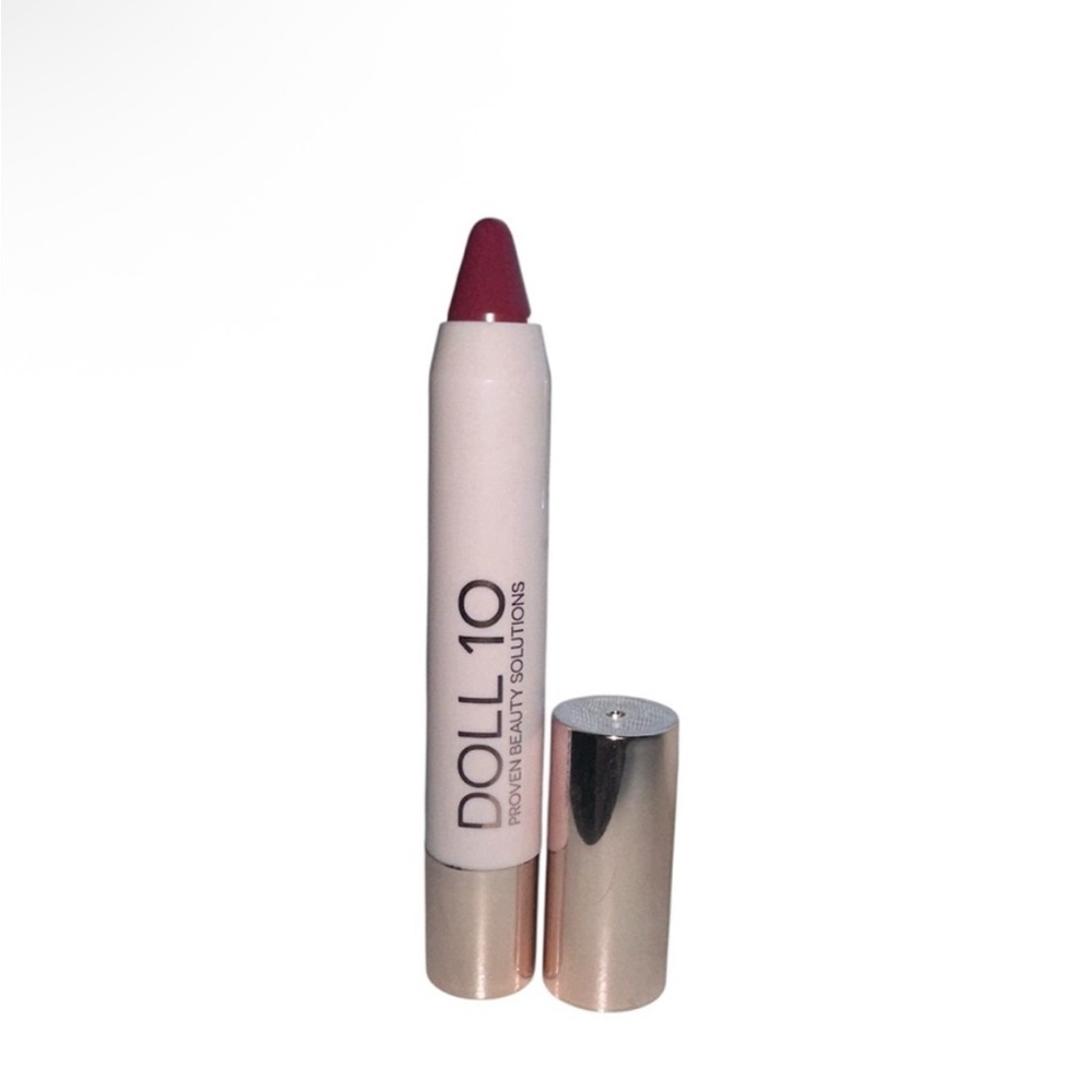 Doll 10 Lip Crayon - shade is I Can! New!
